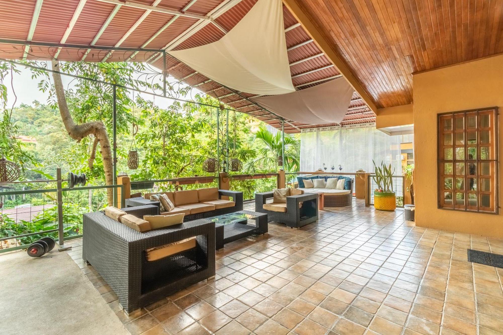 Boutique Hotel Las Cascadas マヌエル・アントニオ エクステリア 写真