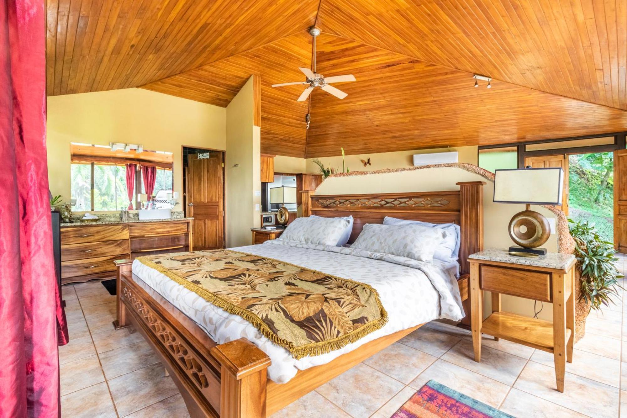 Boutique Hotel Las Cascadas マヌエル・アントニオ 部屋 写真
