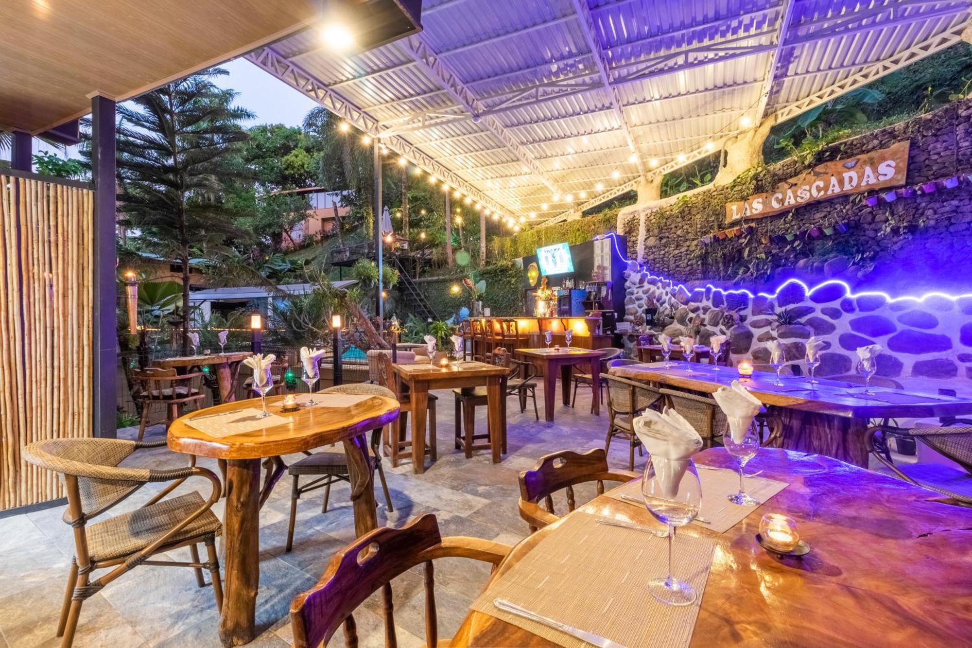 Boutique Hotel Las Cascadas マヌエル・アントニオ エクステリア 写真