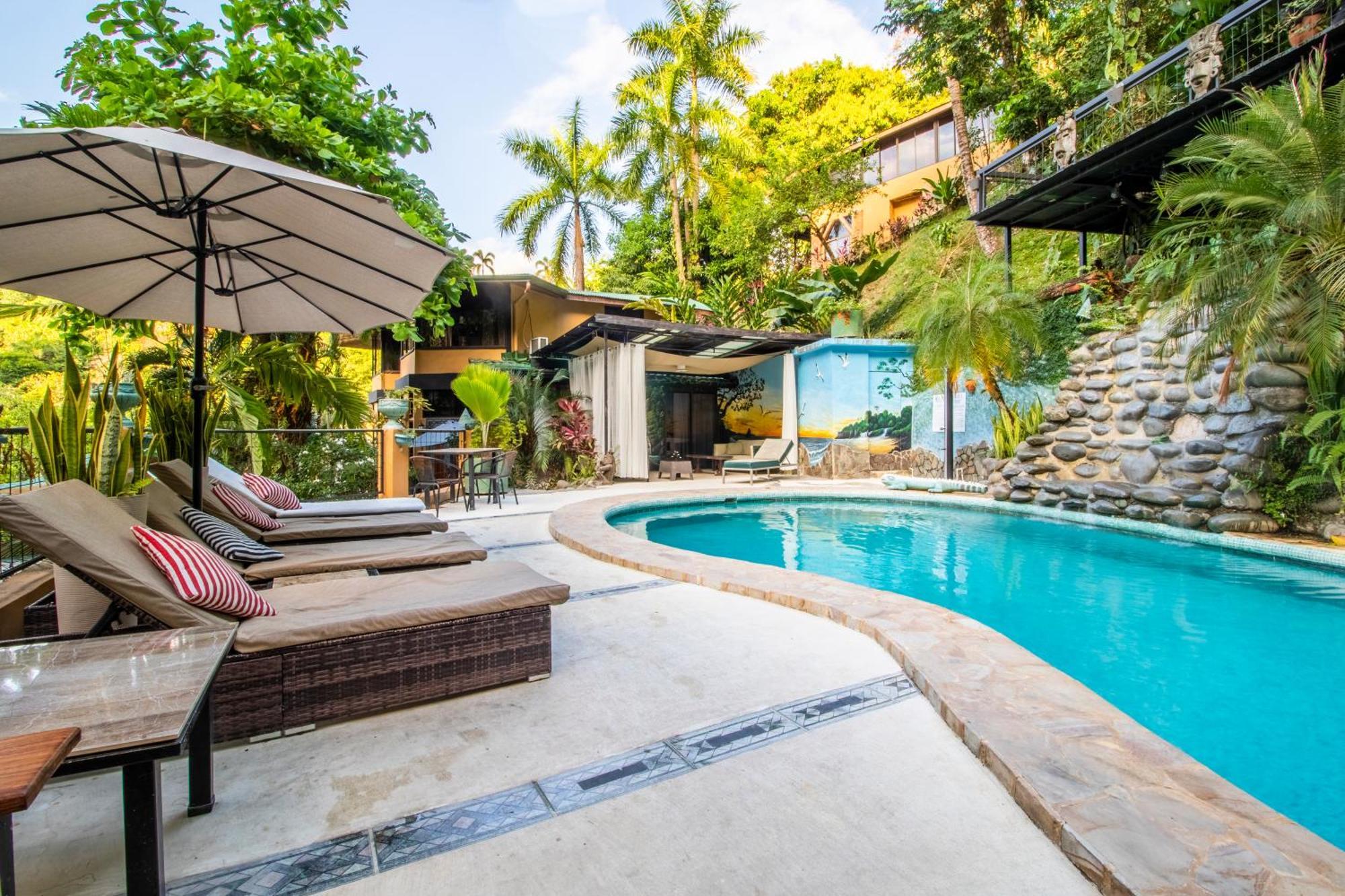 Boutique Hotel Las Cascadas マヌエル・アントニオ エクステリア 写真