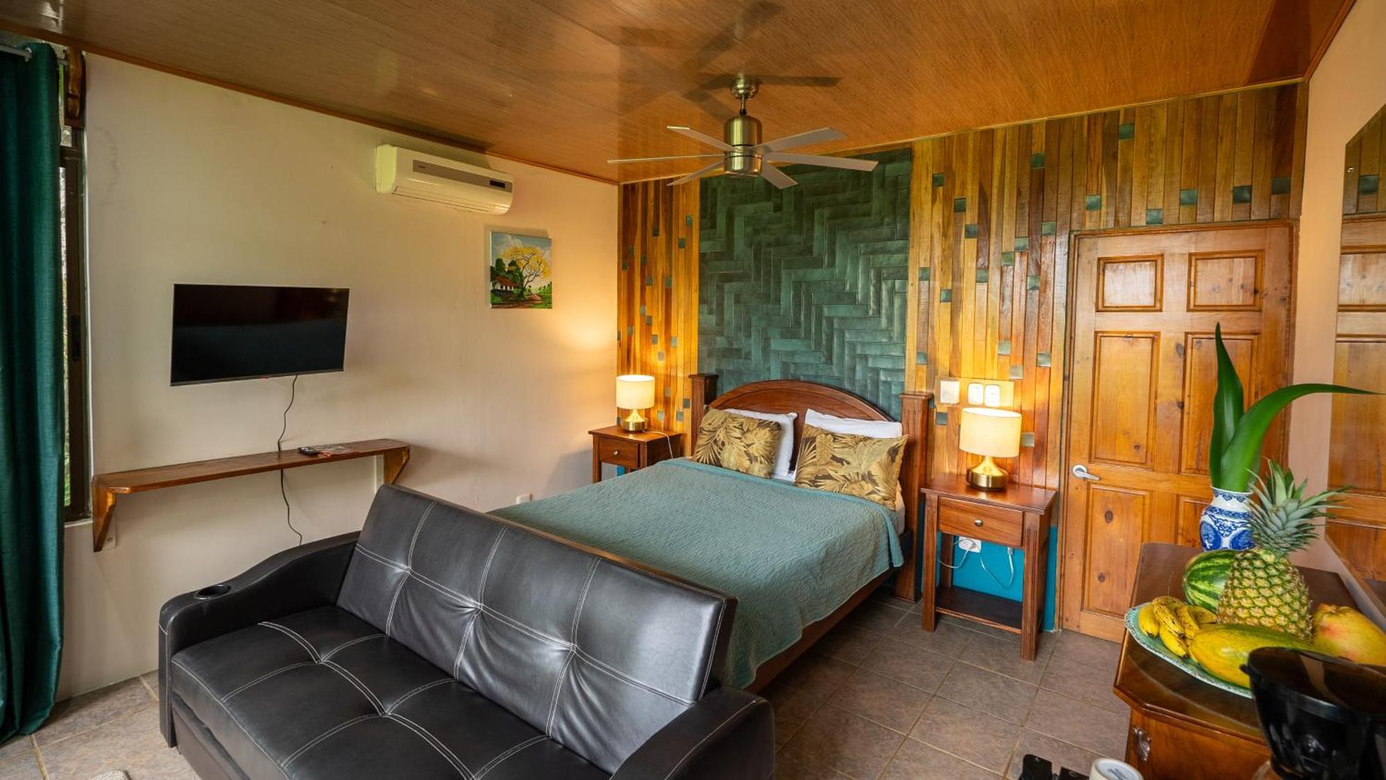 Boutique Hotel Las Cascadas マヌエル・アントニオ エクステリア 写真